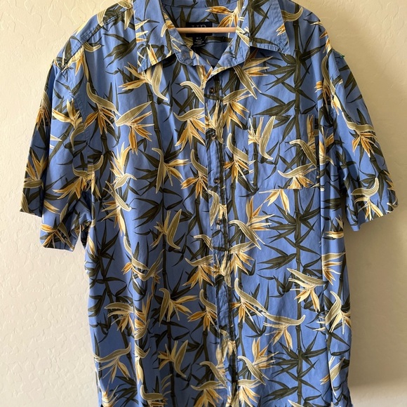 Harbor Bay Blue Bird of Paradise Tropical Print Men's Hawaiian Shirt - Picture 5 of 5